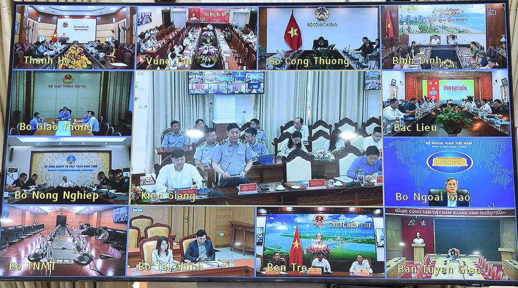 Cuộc họp được tổ chức trực tuyến với 28 tỉnh, thành phố ven biển - Ảnh: VGP/Hải Minh