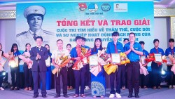 Trao giải cuộc thi tìm hiểu về Đại tướng Nguyễn Chí Thanh