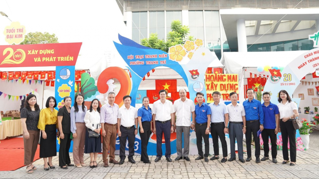 Phó Bí thư Thường trực Quận uỷ Nguyễn Xuân Phong tham dự Festival thanh niên Hoàng Mai năm 2023