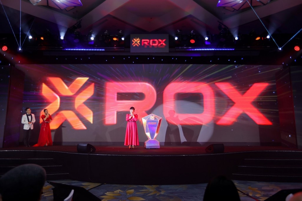 Rox Group trao tặng hơn 3.000 suất quà Tết cho người nghèo