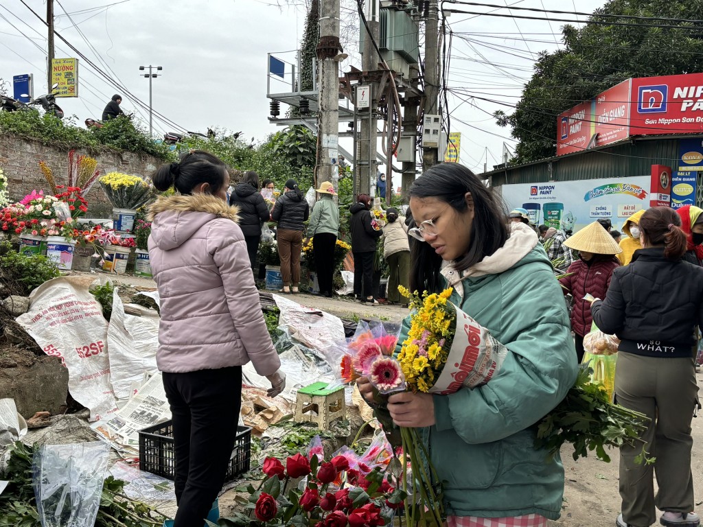 Nhộn nhịp chợ quê ngày 30 Tết