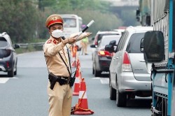 Bảo đảm giao thông thông suốt phục vụ Nhân dân trở lại Thủ đô