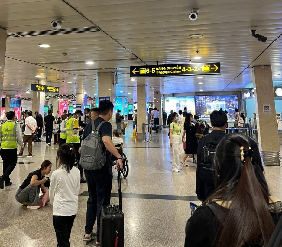 Mùng 5 Tết, sân bay Tân Sơn Nhất đón gần 150.000 hành khách