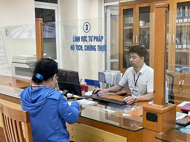 Lấy người dân, doanh nghiệp làm trung tâm cải cách hành chính