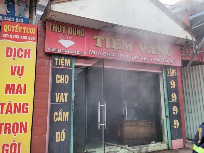 Cháy cửa hàng vàng Thuỳ Dung tại thôn 1 xã Quảng Thanh, Thuỷ Nguyên