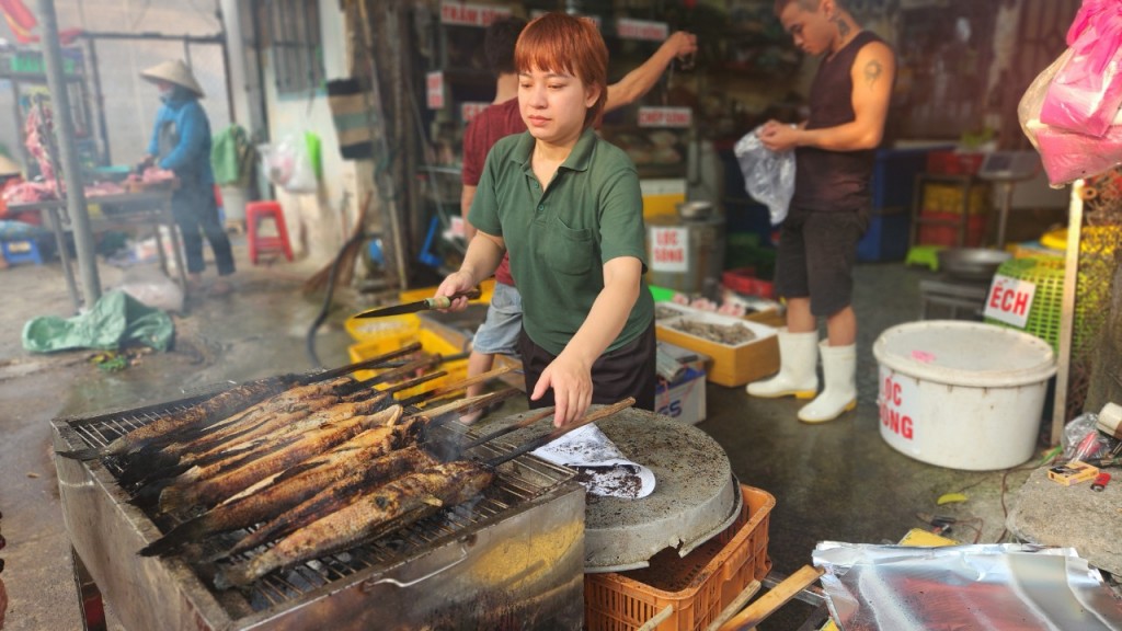 Cá lóc nướng không thể thiếu trong ngày này