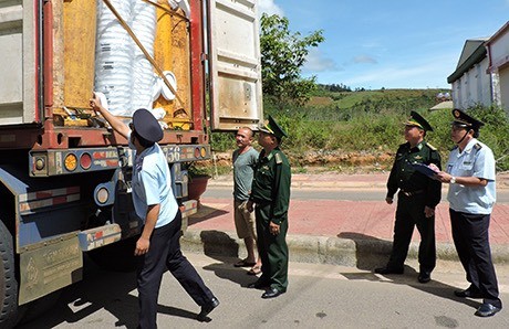 Kon Tum: Tăng cường ngăn chặn, xử lý buôn lậu qua biên giới