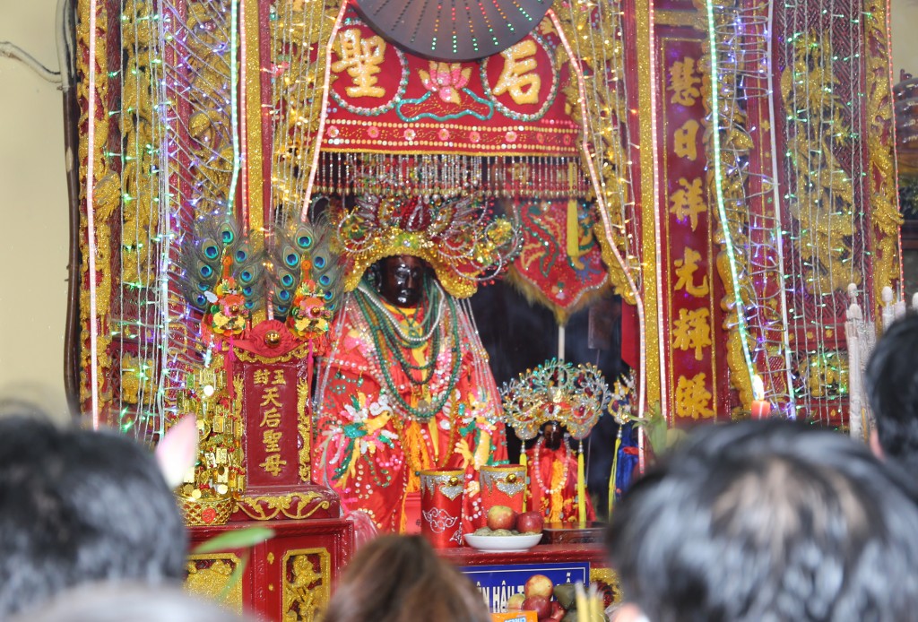Đây là lễ truyền thống, có ý nghĩa quan trọng nhất của Lễ hội miếu Bà Thiên Hậu 