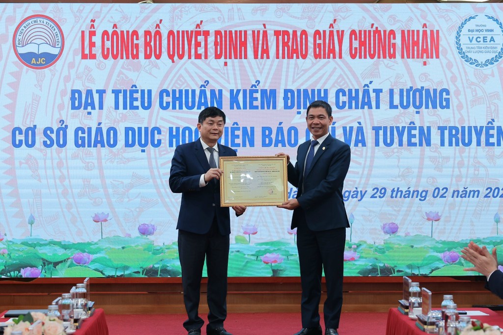 TS. Nguyễn Đình Huy, Phó Giám đốc Trung tâm Kiểm định chất lượng giáo dục - Trường Đại học Vinh