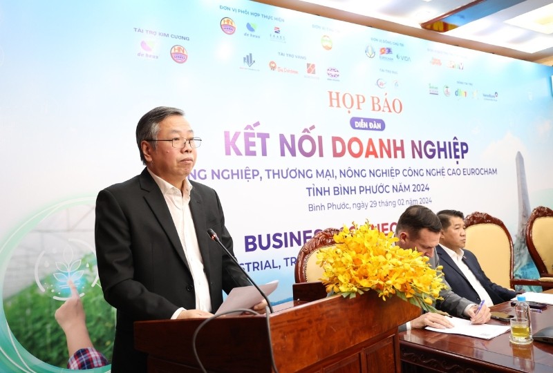 Phó Chủ tịch UBND tỉnh Bình Phước, Huỳnh Anh Minh mời gọi các doanh nghiệp trong Eurocham đầu tư vào nông nghiệp công nghệ cao trên địa bà tỉnh.
