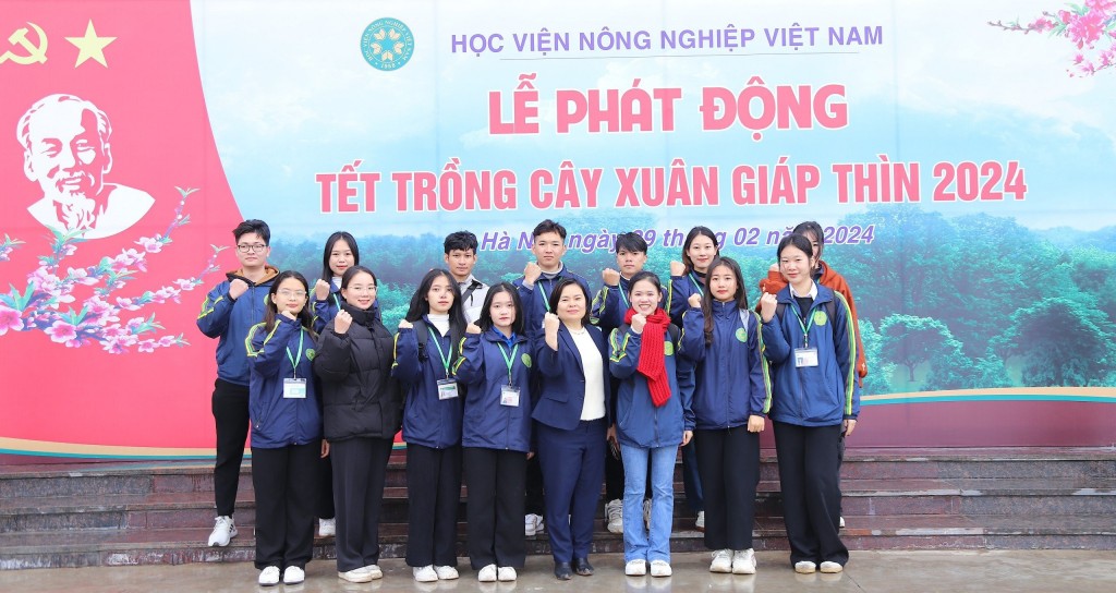Học viện Nông nghiệp Việt Nam phát động Tết trồng cây xuân Giáp Thìn