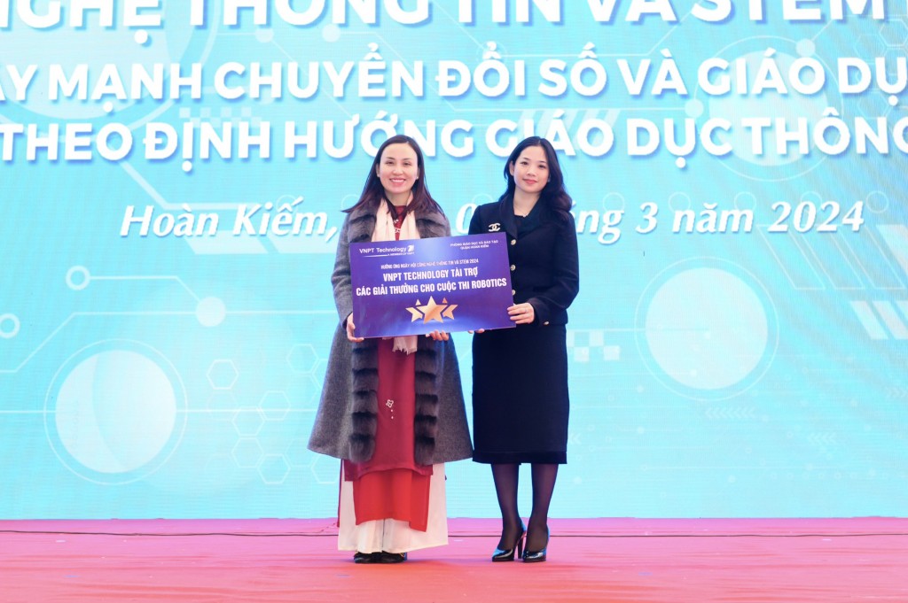 VNPT Technology đồng hành ngày hội CNTT và STEM quận Hoàn Kiếm năm 2024