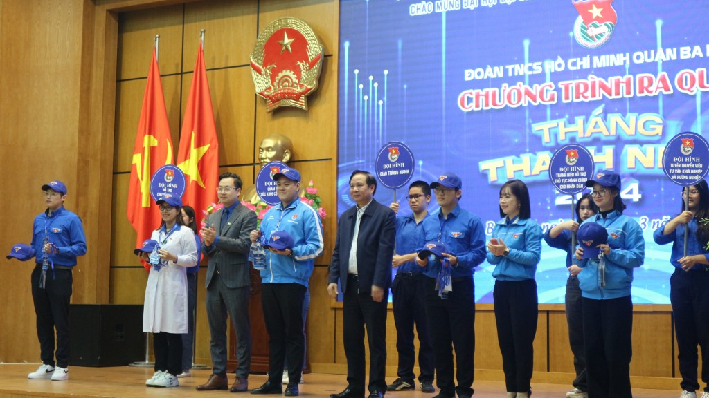 Tuổi trẻ Ba Đình hăng hái ra quân Tháng Thanh niên 2024