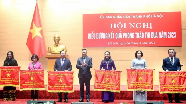 Quan tâm đến tính toàn dân của các phong trào thi đua