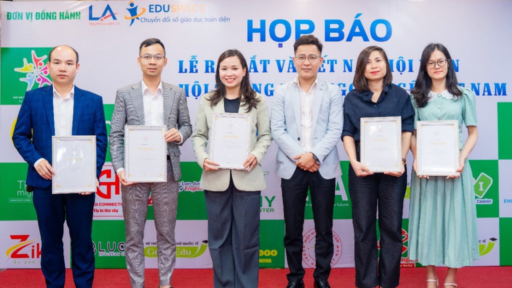 Ra mắt Hiệp hội các trung tâm ngoại ngữ Việt Nam