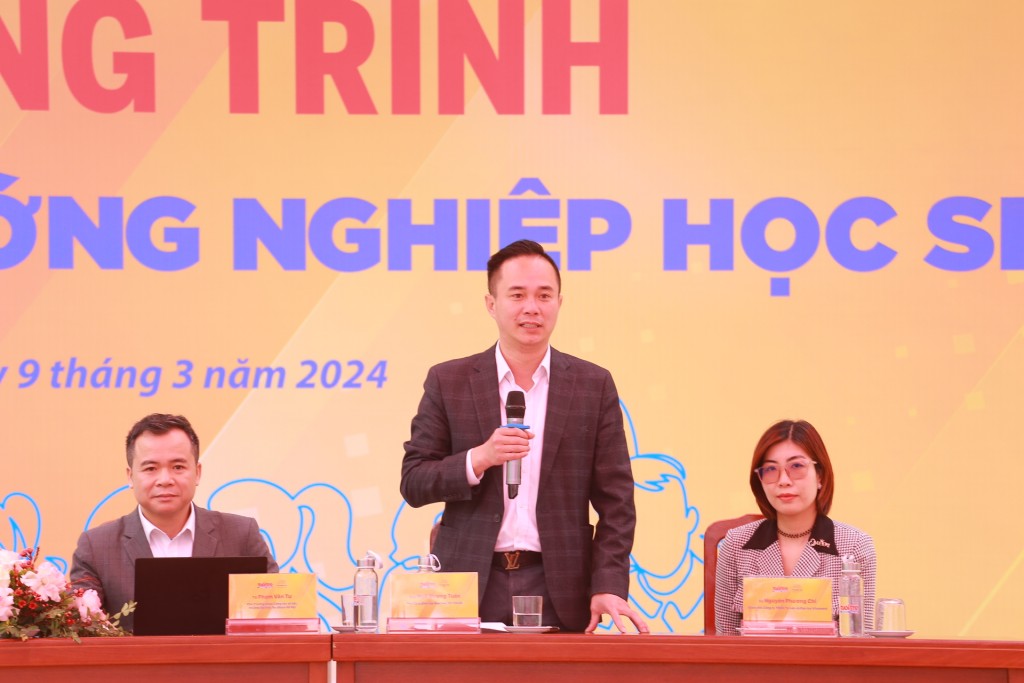 Đối thoại tư vấn hướng nghiệp khối ngành khoa học và xã hội