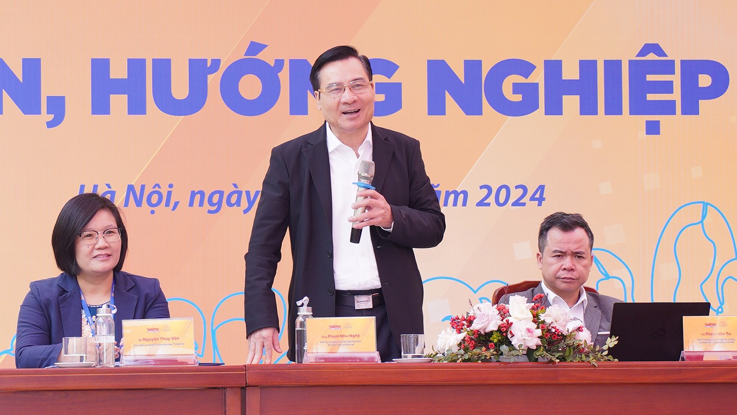 TS Phạm Như Nghệ - Phó Vụ trưởng Vụ Giáo dục Đại học, Bộ Giáo dục và Đào tạo chia sẻ tại chương trình TS Phạm Như Nghệ - Phó Vụ trưởng Vụ Giáo dục Đại học, Bộ Giáo dục và Đào tạo chia sẻ tại chương trình