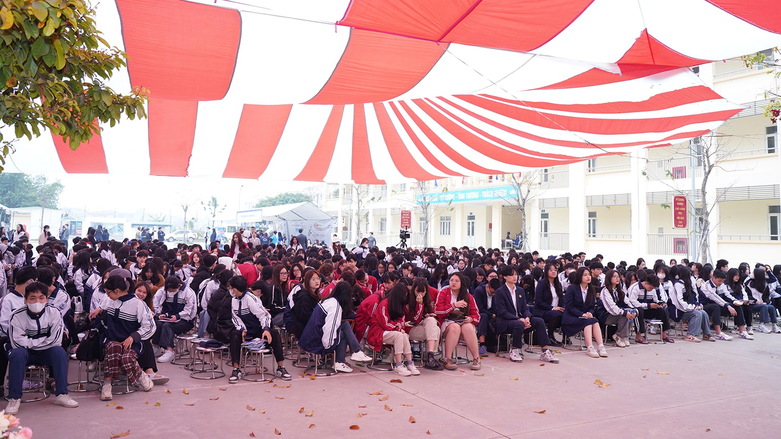 Chương trình thu hút hơn 1.000 học sinh từ các trường THPT trên địa bàn TP Hà Nội