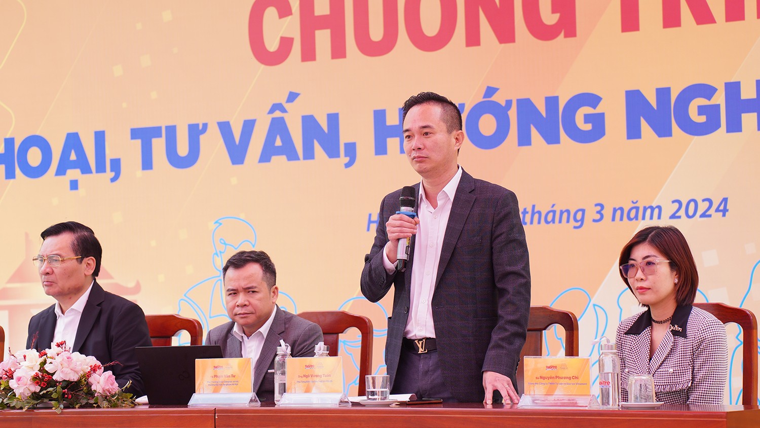 Nhà báo Ngô Vương Tuấn, Phó Tổng Biên tập Báo Tuổi trẻ Thủ đô chia sẻ về cơ hội việc làm của ngành báo chí