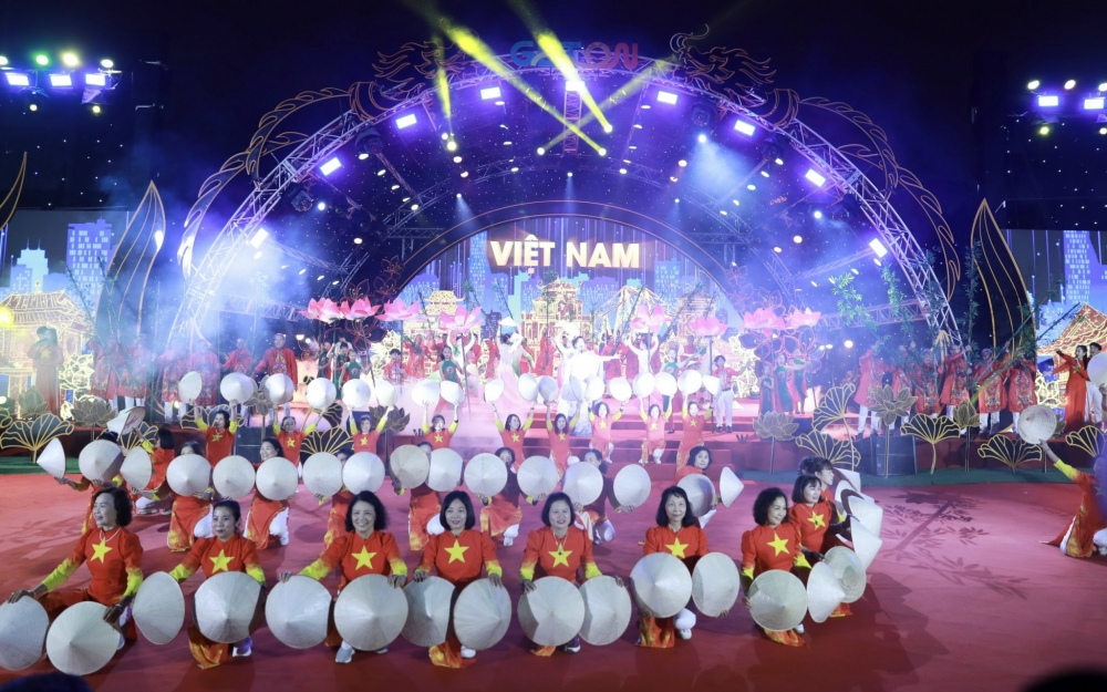 Nhiều hoạt động hấp dẫn trong Geton Hanoi 2024 - Sắc hương Tây Hồ