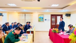 Bí thư Thành uỷ Hà Nội thăm Đại sứ quán Việt Nam tại Lào