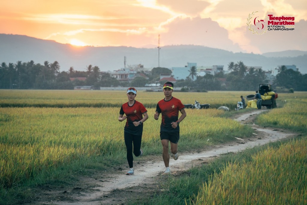 Gần 12.000 VĐV chuyên nghiệp và phong trào dự Giải Vô địch Quốc gia Marathon và cự ly dài báo Tiền Phong 2024