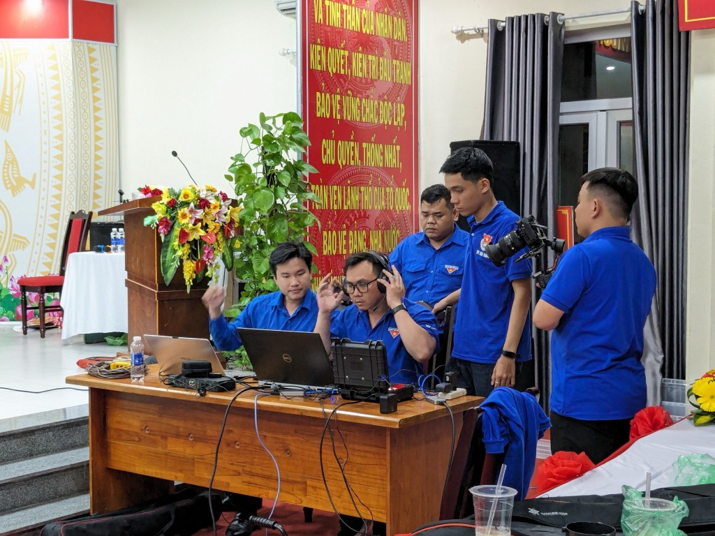 Đây là lần đầu Thành đoàn Đà Nẵng tổ chức giáo dục, tuyên truyền pháp luật qua hình thức trực tuyến tương tác