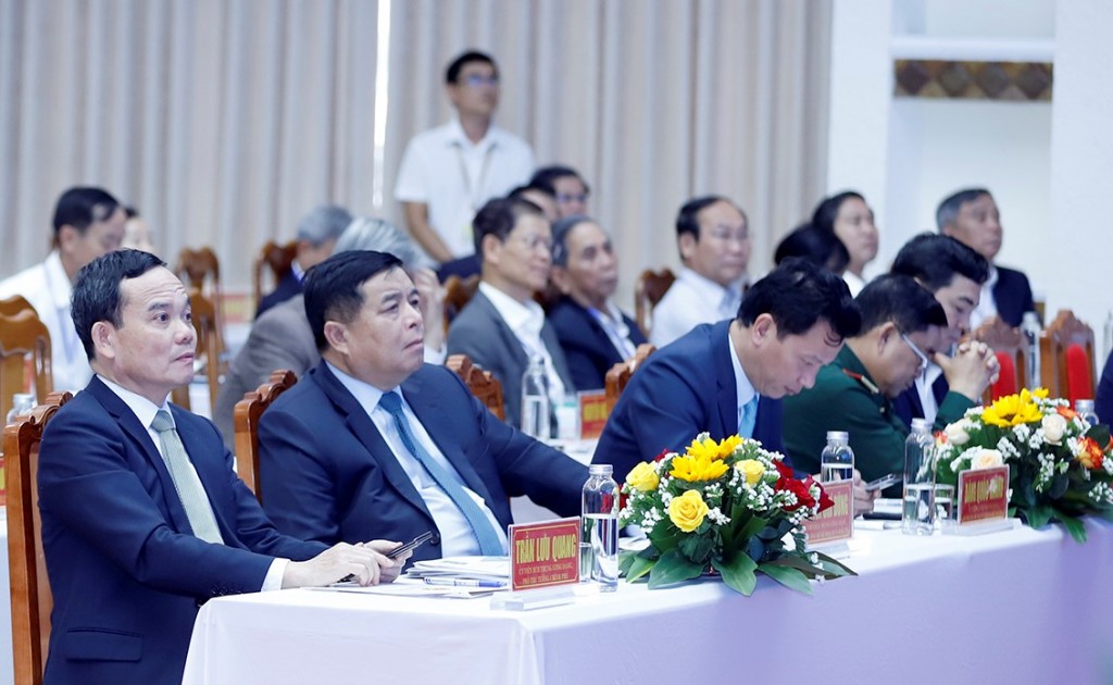 Phó Thủ tướng Chính Phủ Trần Lưu Quang  Công bố Quy hoạch tỉnh Quảng Nam thời kỳ 2021-2030, tầm nhìn đến năm 2050 và Khai mạc năm phục hồi đa dạng sinh học quốc gia 2024 các đại biểu Trung ương tham dự Hội nghị 