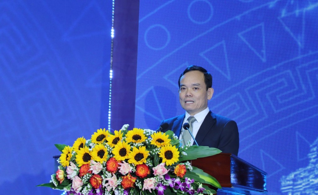 Phó Thủ tướng Chính Phủ Trần Lưu Quang 
