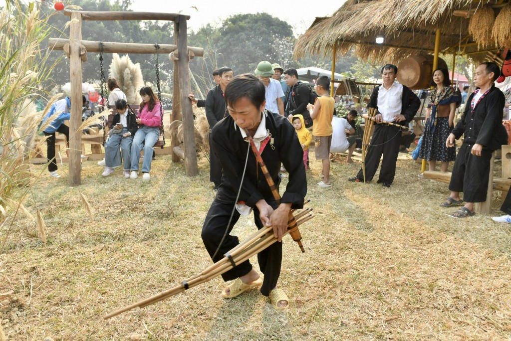 Sắc màu lễ hội không gian văn hóa vùng cao