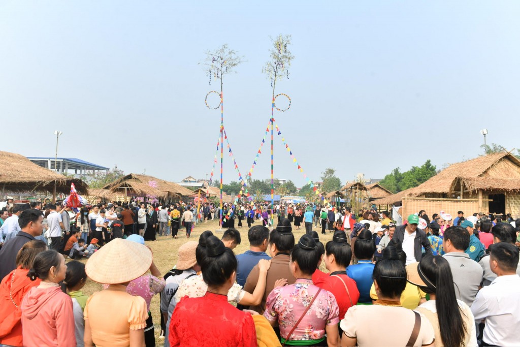 Sắc màu lễ hội không gian văn hóa vùng cao