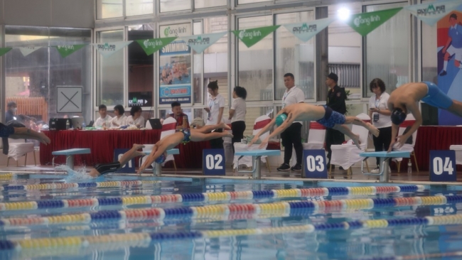 522 học sinh tranh tài môn Bơi tại Hội khỏe Phù Đổng Hà Nội