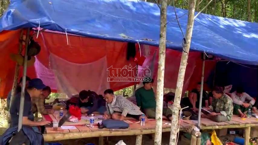 Đắk Lắk: Bắt quả tang 11 đối tượng khai thác vàng trái phép