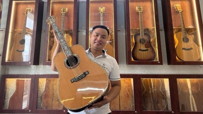 Người đặt nền móng cho Guitar thủ công mỹ nghệ tại Việt Nam