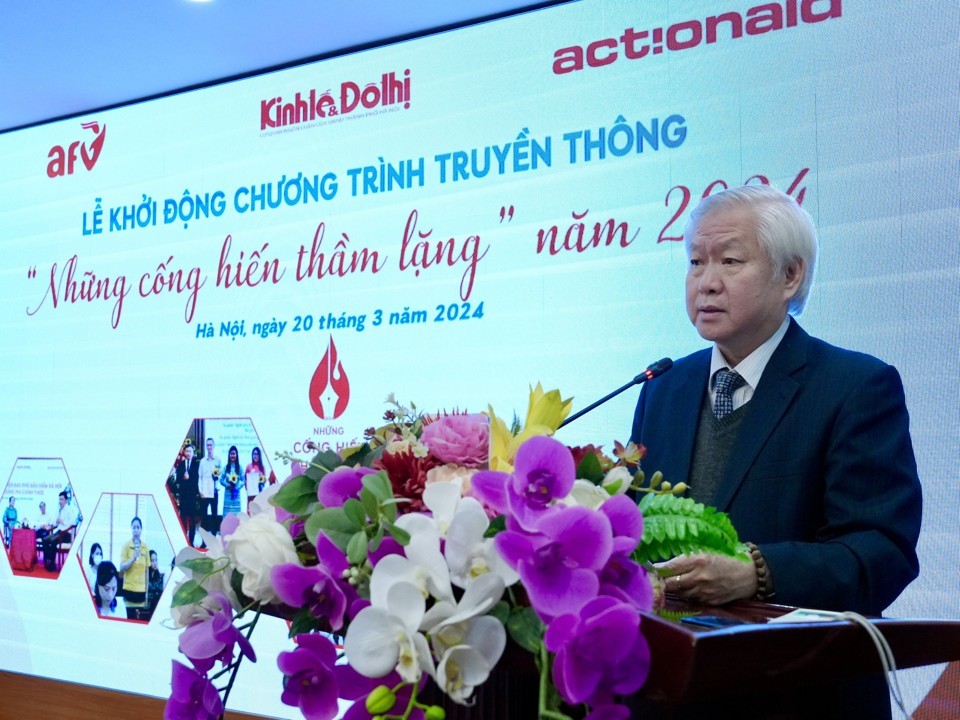Ông Tạ Việt Anh - Chủ tịch Quỹ Hỗ trợ chương trình, dự án an sinh xã hội Việt Nam, Phó Trưởng Ban Tổ chức Chương trình truyền thông phát biểu tại buổi lễ. 