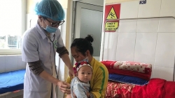 Tiếp tục đưa bác sĩ về chăm sóc sức khỏe người dân huyện nghèo