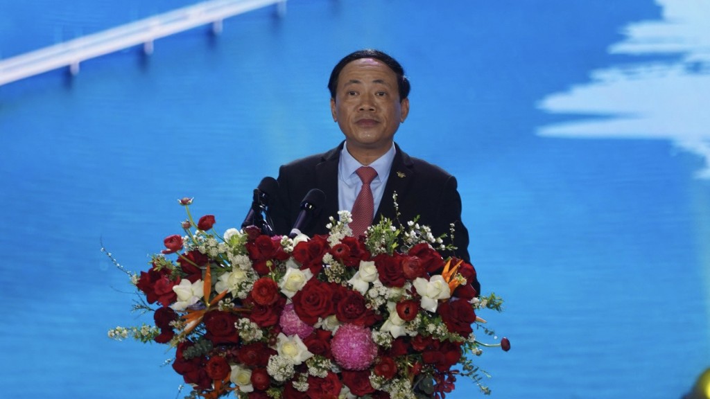 Chủ tịch UBND tỉnh Bình Định, Phạm Anh Tuấn phát biểu khai mạc (Ảnh H.Quảng)