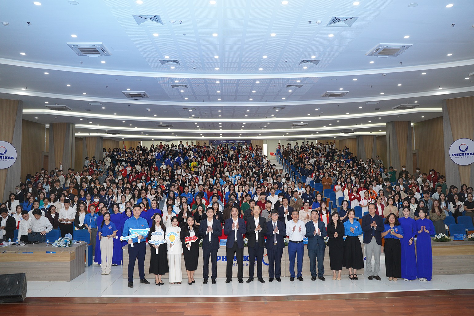Ngày hội thu hút đông đảo sinh viên từ các trường đại học trên địa bàn TP Hà Nội
