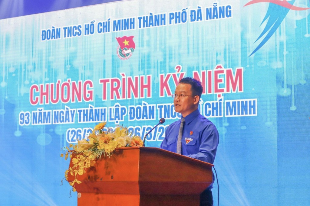 anh Nguyễn Mạnh Dũng, Bí thư Thành đoàn Đà Nẵng phát biểu tại buổi lễ 