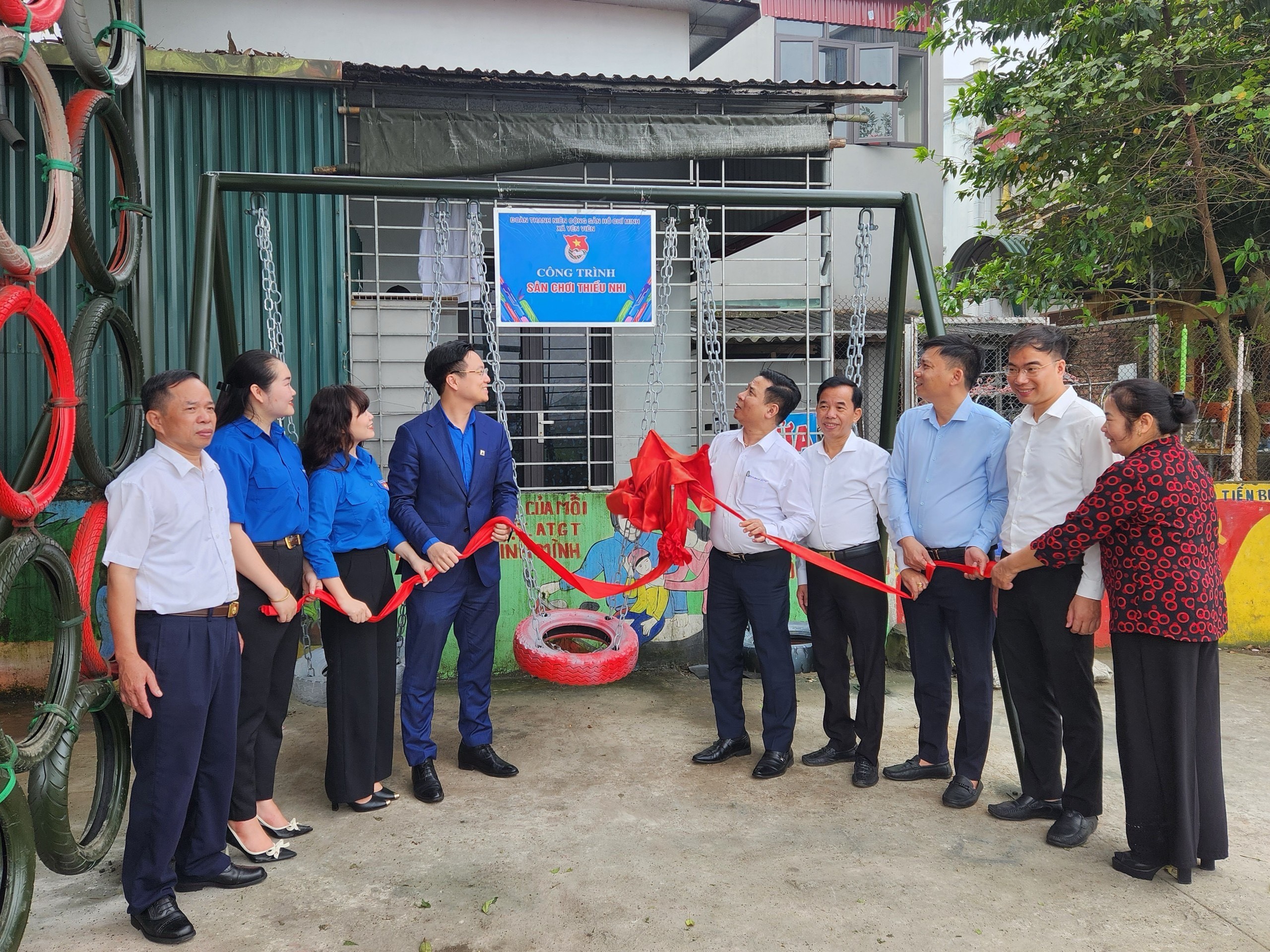 Khánh thành sân chơi thiếu nhi tại xã Yên Viên (Gia Lâm, Hà Nội)