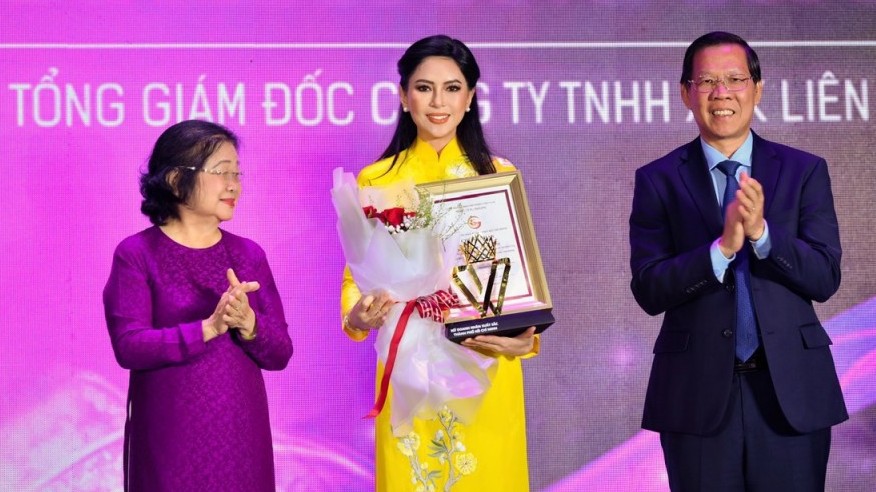 CEO Lê Hồng Thuỷ Tiên được vinh danh nữ doanh nhân xuất sắc TP HCM 2024