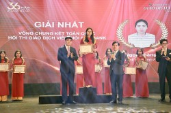Lê Ngọc Hoàng Yến giành danh hiệu Giao dịch viên giỏi Agribank
