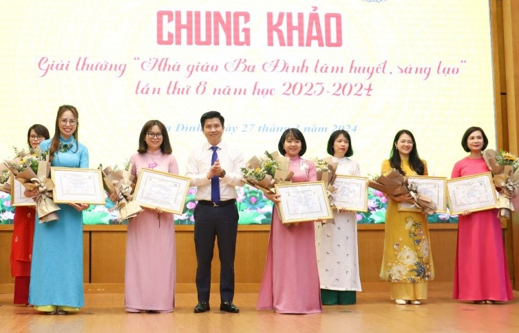 3 cô giáo giành giải xuất sắc Nhà giáo Ba Đình tâm huyết, sáng tạo