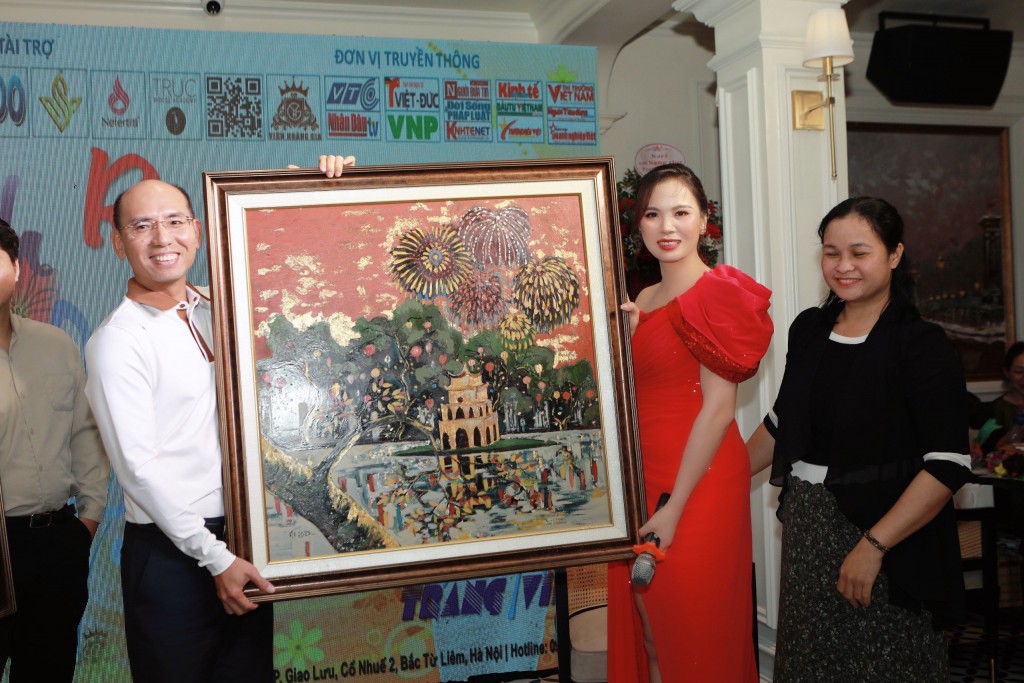 Chương trình thiện nguyện do Trang Viên phát tâm được các đại biểu, khách mời hưởng ứng tích cực