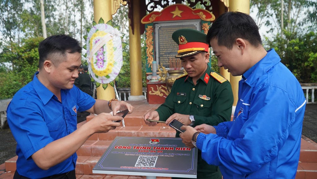 Tỉnh đoàn Quảng Nam tích cực ứng dụng công nghệ số để số hóa các địa chỉ đỏ, gắn mã QR khu di tích lịch sử cấp tỉnh Núi Chùa Ngọc Sơn (Ảnh: tinhdoanqnam.vn)