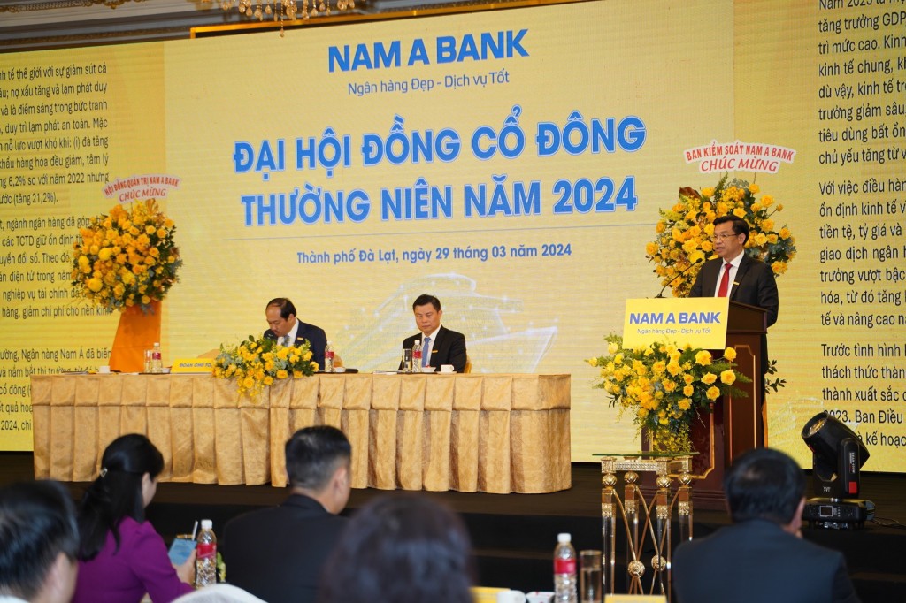Ông Trần Ngọc Tâm phát biểu tại Đại hội đồng cổ đông thường niên năm 2024