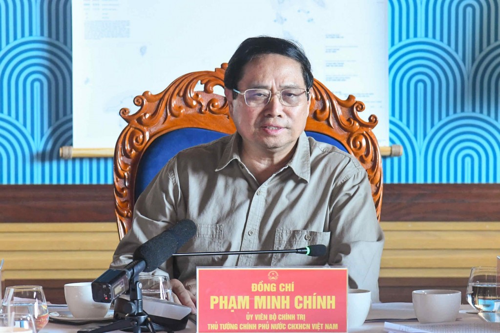 Thủ tướng Chính phủ Phạm Minh Chính và đoàn công tác đã làm việc với Ban Thường vụ Tỉnh ủy Kiên Giang và lãnh đạo thành phố Phú Quốc - Ảnh: VGP/Nhật Bắc
