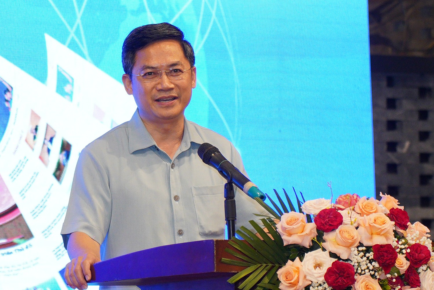 Đồng chí Hà Minh Hải - Thành ủy viên, Phó Chủ tịch UBND thành phố Hà Nội phát biểu chỉ đạo tại buổi lễ