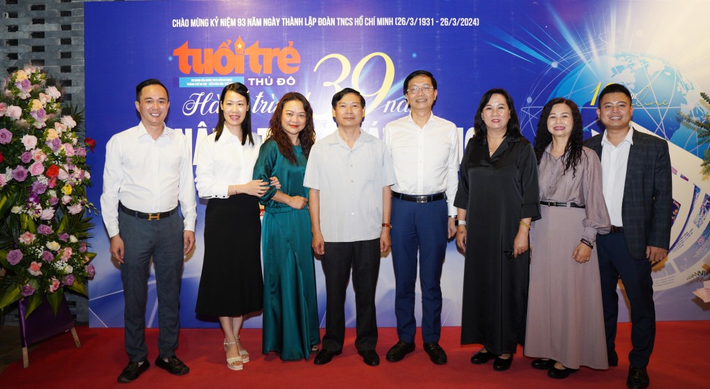 Báo Tuổi trẻ Thủ đô và hành trình 39 năm phụng sự bạn đọc Báo Tuổi trẻ Thủ đô và hành trình 39 năm phụng sự bạn đọc