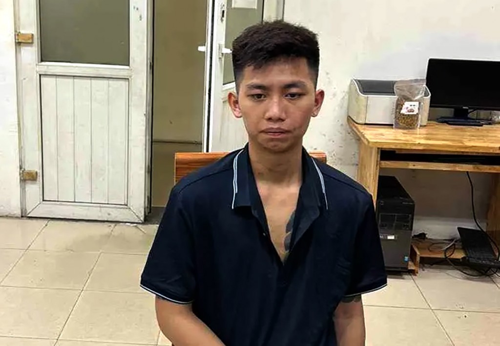 Nguyễn Việt Cường tại cơ quan công an